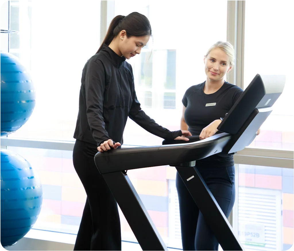 Patient undergoing chronic pain physiotherapy at Sno Clinics Abu Dhabi with a personalized treatment plan for long-term relief - Snö Clinics | Abu Dhabi Patient undergoing chronic pain physiotherapy at Sno Clinics Abu Dhabi with a personalized treatment plan for long-term relief.