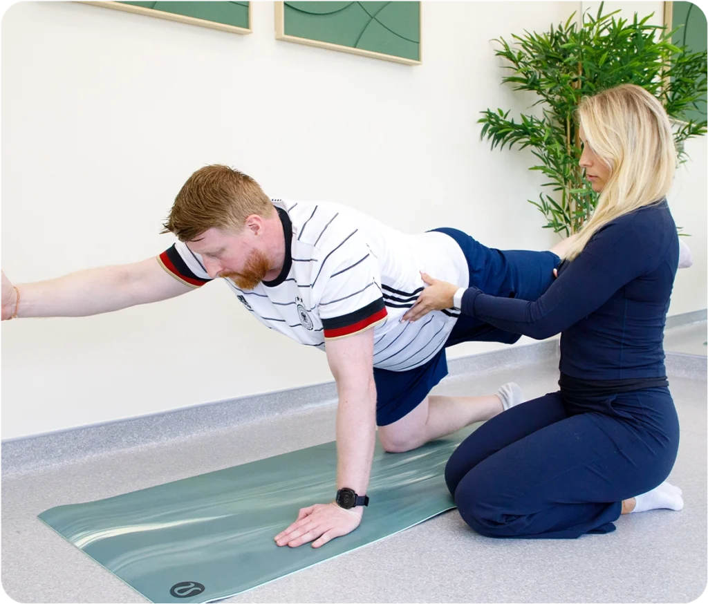 Rehabilitation session focused on stabilizing the pelvic region and easing joint pain at Sno Clinics Abu Dhabi - Snö Clinics | Abu Dhabi Rehabilitation session focused on stabilizing the pelvic region and easing joint pain at Sno Clinics Abu Dhabi.