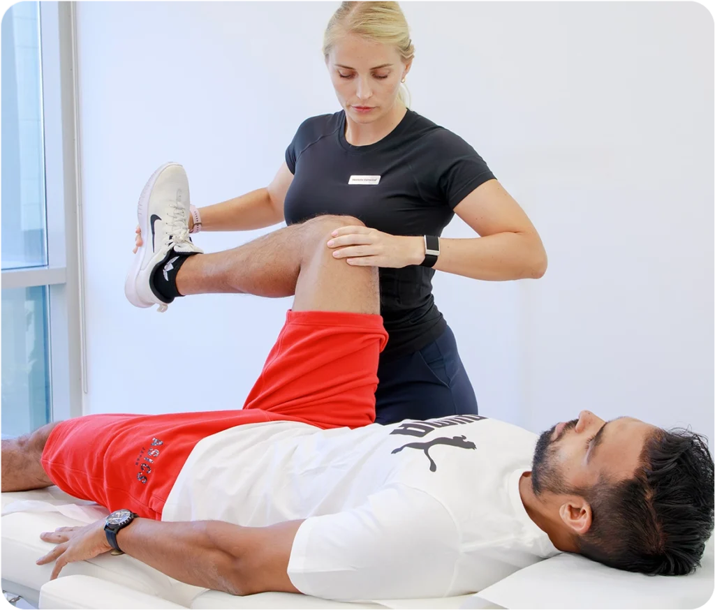 Snö Clinics Abu Dhabi knee pain therapy personalized physiotherapy for sports injuries and chronic conditions - Snö Clinics | Abu Dhabi