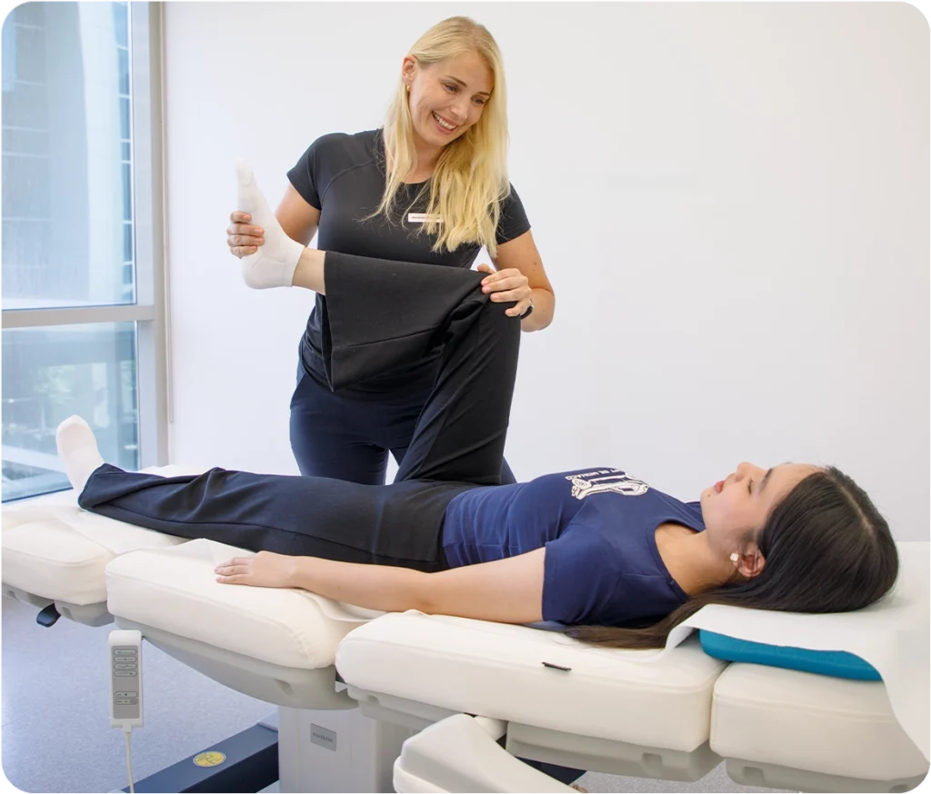 Targeted physiotherapy session at Sno Clinics Abu Dhabi focused on strengthening muscles and relieving chronic hip discomfort - Snö Clinics | Abu Dhabi Targeted physiotherapy session at Sno Clinics Abu Dhabi focused on strengthening muscles and relieving chronic hip discomfort.